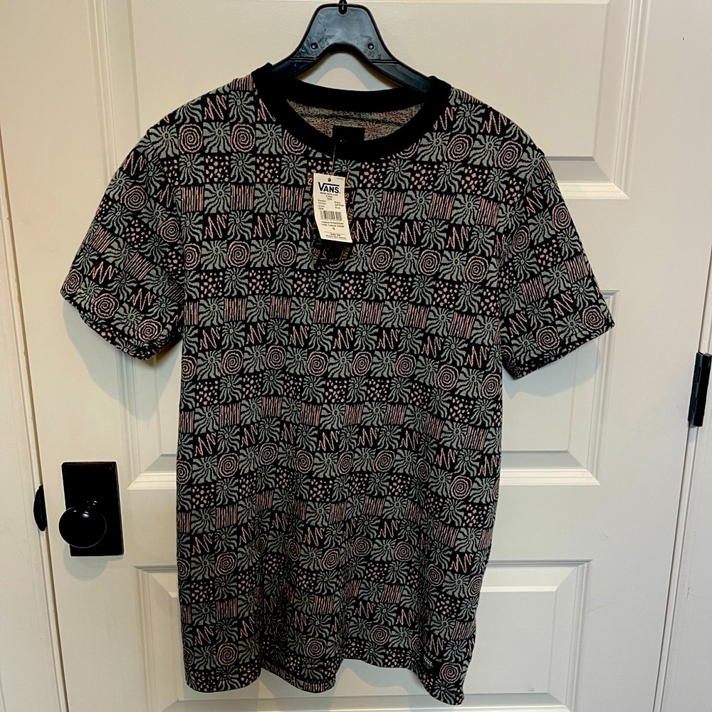 Men’s small vans tee